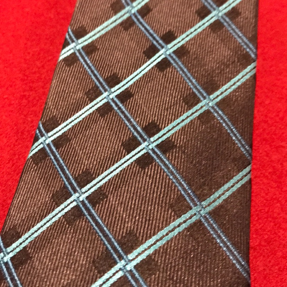 Geoffrey Beene tie
